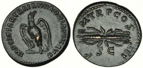 ADRIANO. Cuadrante. Roma (121-122). A/ Águila mirando a der.; IMP. CAESAR TRAIAN. HADRIANVS. R/ Haz de rayos; P. M. TR. P. COS. III, S.C. RIC-624. Pát...
