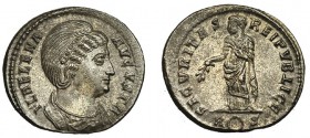 ELENA, madre de Constantino I. Follis. Roma (326). Marcas; R, corona y S en el exergo. R/ SECVRITAS REIPVBLICE. RIC-291. EBC. Ex C. Dattari.