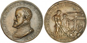 Medalla conmemorativa de la Paz de Cateau-Cambrésis. 1559. AE 39mm. Grabador: I.Paul.Pog. (Juan Pablo Poggini). Álvarez-Ossorio 227 vte. Rayitas. EBC-...
