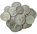 16 monedas tamaño corona y 10 media corona en plata. 1894-1994. Argentina (2), R. Dominicana (6), Costa Rica, Cuba (2), Ecuador, Guatemala, Honduras, ...