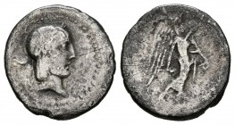 GENS CALPURNIA. Quinario. (Ar. 1,66g/15mm). 90 a.C. Roma. (Crawford 340/2e). MBC-.