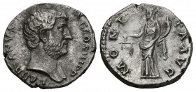 ADRIANO. Denario. (Ar. 3,28g/17mm). 134-138 d.C. Roma. (RIC 965). EBC-. Pequeña hojita en reverso. Bonito ejemplar.