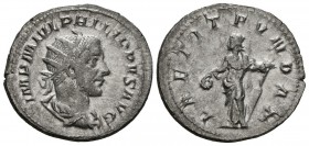 FILIPO I. Antoniniano. (Ar. 3,53g/23mm). 244-247 d.C. Roma. (RIC 36b). MBC+.