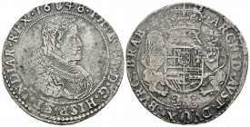 FELIPE IV (1621-1655). Ducatón. (Ar. 32,16g/43mm). 1648. Amberes. (Vti. 1336). MBC.
