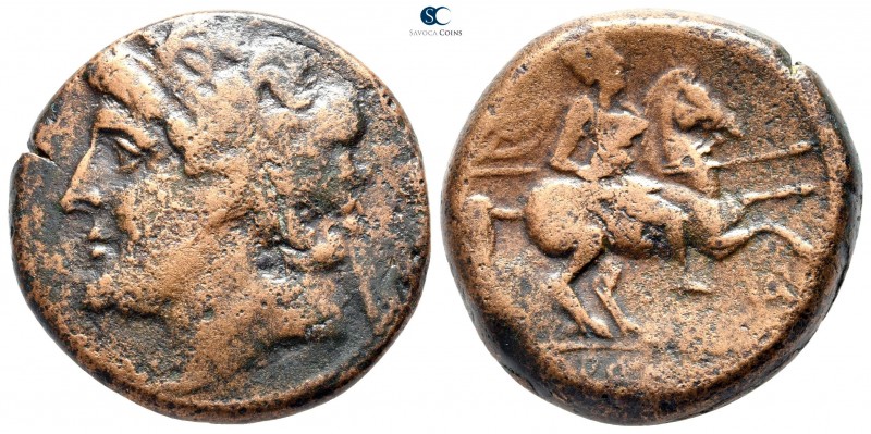 Sicily. Syracuse. Hieron II 275-215 BC. 
Bronze Æ

26 mm., 17,74 g.



ve...