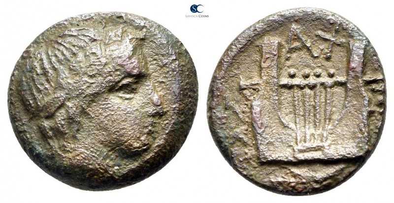 Macedon. Chalkidian League. Olynthos 420-348 BC. 
Bronze Æ

15 mm., 3,91 g.
...