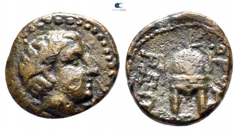 Macedon. Orthagoreia circa 350-300 BC. 
Bronze Æ

14 mm., 2,13 g.



very...