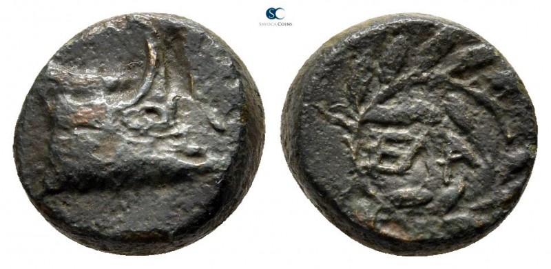 Thrace. Elaios 330-280 BC. 
Bronze Æ

12 mm., 2,58 g.



very fine
