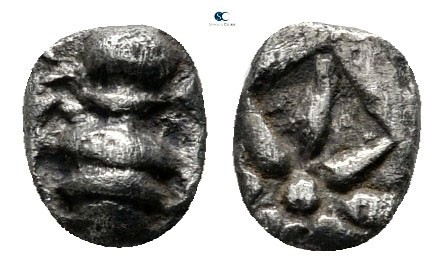 Ionia. Ephesos circa 500-420 BC. 
Hemiobol AR

6 mm., 0,29 g.



very fin...