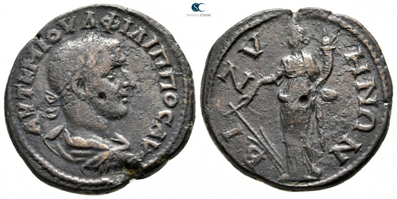 Thrace. Bizya. Philip I Arab AD 244-249. 
Bronze Æ

30 mm., 15,94 g.



v...
