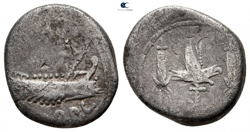 Mark Antony 32-31 BC. Military mint moving with M.Antony
Denarius AR

16 mm.,...