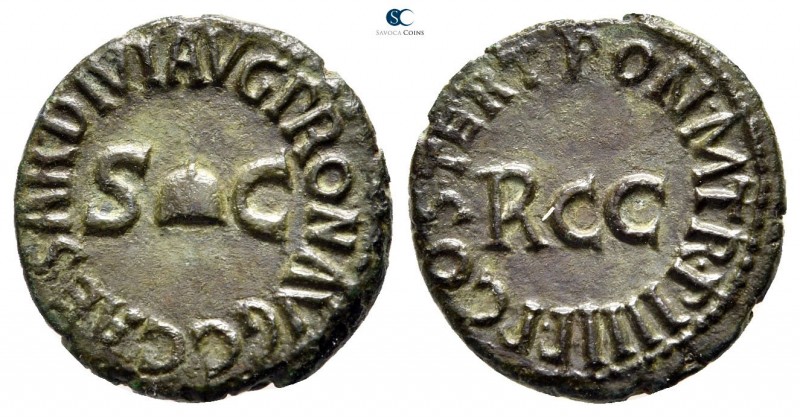 Caligula AD 37-41. Rome
Quadrans Æ

17 mm., 2,67 g.



very fine