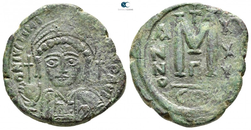 Justinian I AD 527-565. Constantinople
Follis Æ

30 mm., 15,77 g.



very...