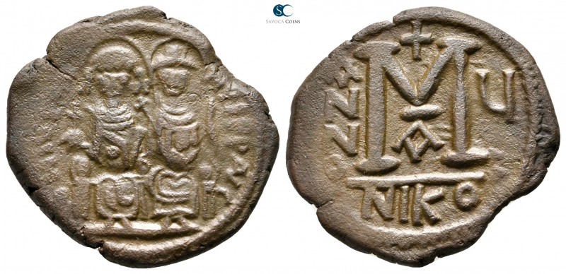 Justin II and Sophia AD 565-578. Nikomedia
Follis Æ

29 mm., 12,30 g.



...