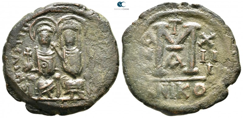 Justin II and Sophia AD 565-578. Nikomedia
Follis Æ

31 mm., 13,89 g.



...