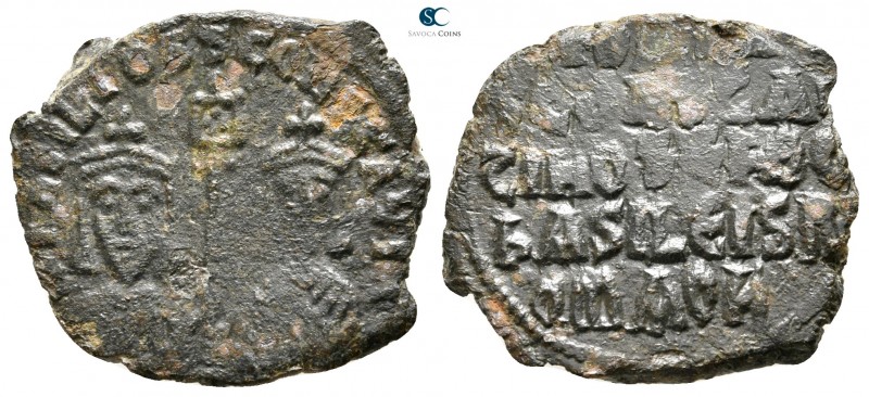 Basil I the Macedonian, with Constantine AD 867-886. Constantinople
Follis Æ
...