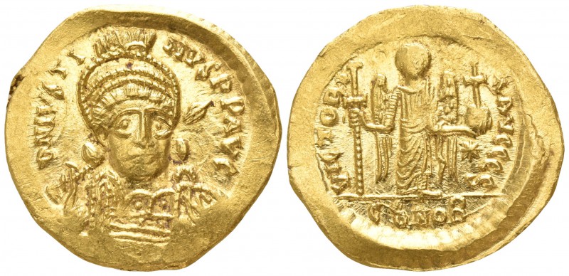 Justin II AD 565-578. Constantinople
Solidus AV

21mm., 4,46g.

D N IVSTINV...