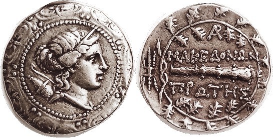 AMPHIPOLIS , Tet, 167-148 BC, Artemis head rt in shield/ Club in wreath, thunder...