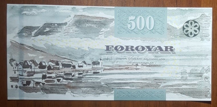 Faeroe Islands, 500 Kronur, 2011, UNC, p32 
Serial Number: C0111L
Estimate: 10...