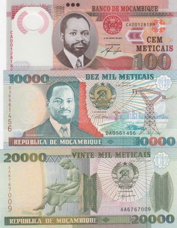 Mozambique, 0, UNC, (Total 3 banknotes)
100 Meticais, 2011, p151a, Polymer Plas...