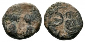 Justinian I. Justinian 527-565. AE pentanummium

Condition: Very Fine

Weight: 2.0 gr
Diameter:12 mm