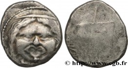 ETRURIA - POPULONIA
Type : Didrachme ou 20 assi 
Date : c. 211-206 AC. 
Mint name / Town : Étrurie, Populonia 
Metal : silver 
Diameter : 20,5  mm
Wei...