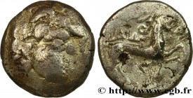 ABRINCATUI (Cotentin PENINSULA)
Type : Statère d’électrum à la lyre 
Date : IIe - Ier siècle AC. 
Metal : electrum 
Diameter : 18,5  mm
Orientation di...