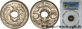 III REPUBLIC
Type : 5 centimes Lindauer, petit module 
Date : 1927 
Quantity minted : 6.066.146 
Metal : copper nickel 
Diameter : 17  mm
Orientation ...