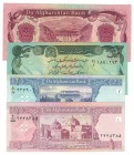 Lot von 4 Banknoten 1979-2002 
Banknoten, Afghanistan, Lots und Sammlungen. 1 Afghani 2002.P.64, 2 Afghanis 2002. P.65, 50 Afghanis 1979. P.57, 100 A...