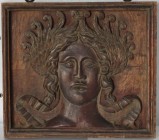Holzbild 
Kunst und Antiquitäten / Art and antiques. Holzbild Griechisch Dekoration "Medusa Gorgona" (1925) 35 x 31 cm.