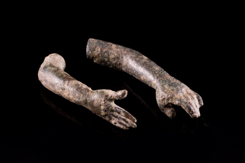 Pair of Roman Bronze Statuette Arms, c. 1st-3rd century AD (3.8-4.1cm). Green pa...