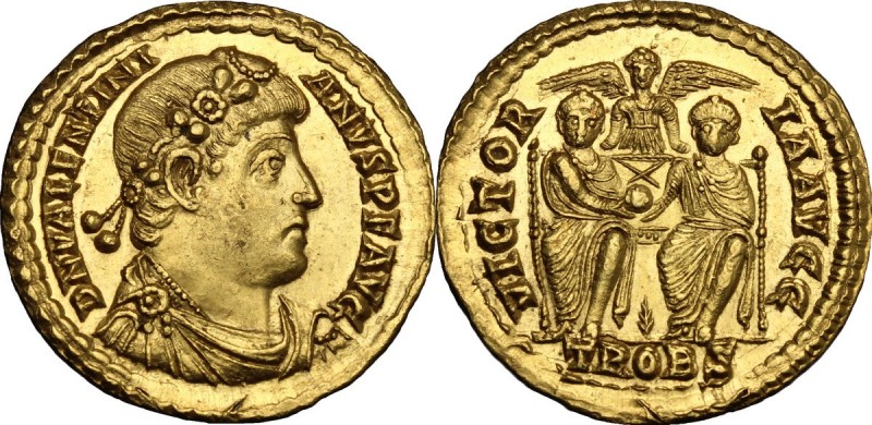 Valentinian I (364-375). AV Solidus, Treveri mint, 373-375 AD. D/ DN VALENTINIAN...