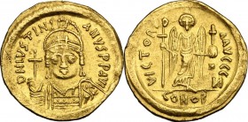Justinian I (527-565).. AV Solidus, Constantinople mint