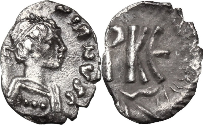 Justinian I (527-565). AR 125 Nummi, light group, Ravenna mint. D/ [DN IVSTINI]-...