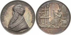 Buchdruck
 Silbermedaille 1840. 400 Jahre Erfindung des Buchdrucks in Mainz. Brustbild Johannes Gutenbergs nach links / Gutenberg beim Drucken. Dazu ...