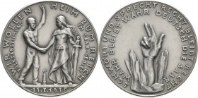 Drittes Reich
 Zinkmedaille 1935 (Karl Goetz) Volksabstimmung im Saargebiet. Mit linker Hand schwörender Bergmann reicht Germania die Hand, dazwische...