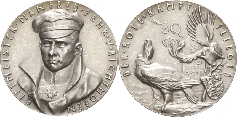 Medailleur Goetz, Karl 1875 - 1950
 Silbermedaille 1918. Tod des Fliegers Manfr...