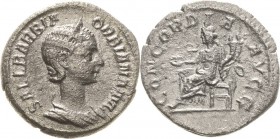 Kaiserzeit
Orbiana, Gattin des Severus Alexander, nach 225 Denar nach 225, Rom Brustbild nach rechts, SALL BARBIA ORBIANA AVG / Concordia sitzt nach ...