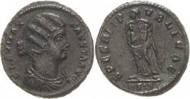 Kaiserzeit
Fausta, Tochter des Maximianus und Gemahlin des Constantinus, + 326 Follis 326/327, Siscia Brustbild nach rechts, FLAV MAX FAVSTA AVG / Ka...