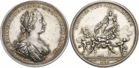 Habsburg
Maria Theresia 1740-1780 Silbermedaille 1745 (A.R. Werner/P.P. Werner) Auf die wiederhergestellte Ruhe in Deutschland nach dem Ende des öste...