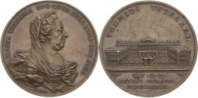 Habsburg
Maria Theresia 1740-1780 Bronzemedaille 1779 (Th. van Berckel) Auf den Bau des Justizpalastes in Brüssel. Brustbild nach rechts / Gebäudeans...