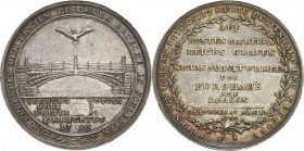 Schlesien-Städte
Laasan Silbermedaille 1796. Errichtung der ersten eisernen Brücke in Laasan/Schlesien durch Graf von Burghaus. Adler über Ansicht de...