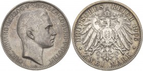 Sachsen-Coburg-Gotha
Carl Eduard 1900-1918 2 Mark 1905 A Jaeger 147 Feine Patina, Randfehler, Av. Kratzer, sehr schön/sehr schön-vorzüglich