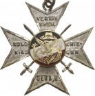 Medaillen und Abzeichen
 Weißmetallkeuz o.J. Verein ehemaliger Kolonialkrieger Gera. 44 x 43 mm, 14,24 g, Mit Öse Sehr selten. Vorzüglich-