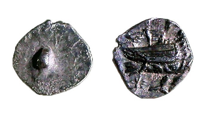 YEHUD UNDER MACEDONIAN RULE Late 4th century BCE. Silver obol, 0.33 gr. Obverse:...