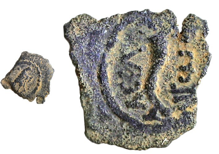 HEROD THE GREAT, 40 – 4 BCE Bronze, 15.3 mm. Obverse: Eagle. Reverse: Cornucopia...