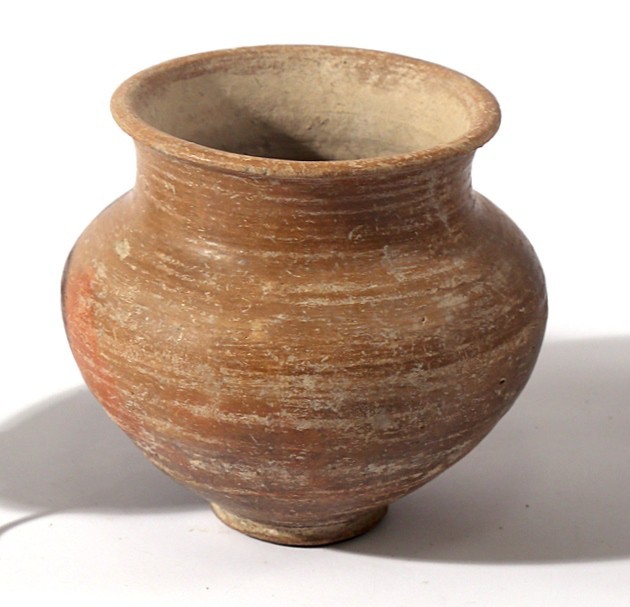 A BROWN TERRACOTTA BOWL Middle Bronze Age, 1730 – 1550 BCE. 10.8 cm high. In ver...