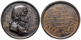 Médaille, Victoires de Bonaparte et traité de paix de Campoformio conclu avec l'Autriche, 1797, AE 25.5 g. 40 mm par Hancock 
Avers : BVONAPARTE ITALI...