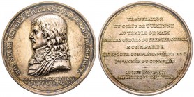 Médaille en argent, Le Consulat, translation du corps de Turenne, par Auguste, Paris, 1799, AG 61.57 g. 50 mm par Auguste
Avers : HONNEURS RENDUS A TU...
