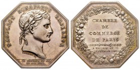 Médaille en argent, Chambre de Commerce de Paris, 1804, AG 18.85 g. 36.2 mm par Andrieu
Avers : NAPOLEON BONAPARTE EMPEREUR Buste lauré a d., dessous ...